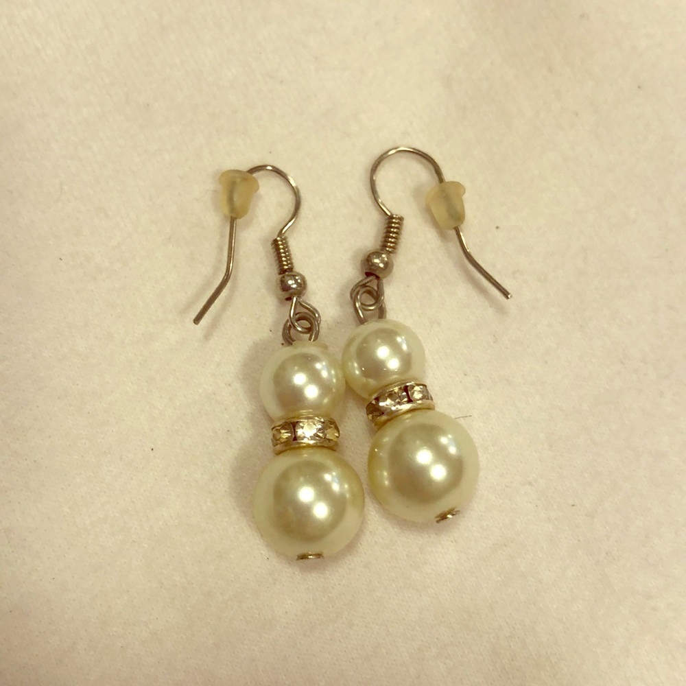 Pearl earrings